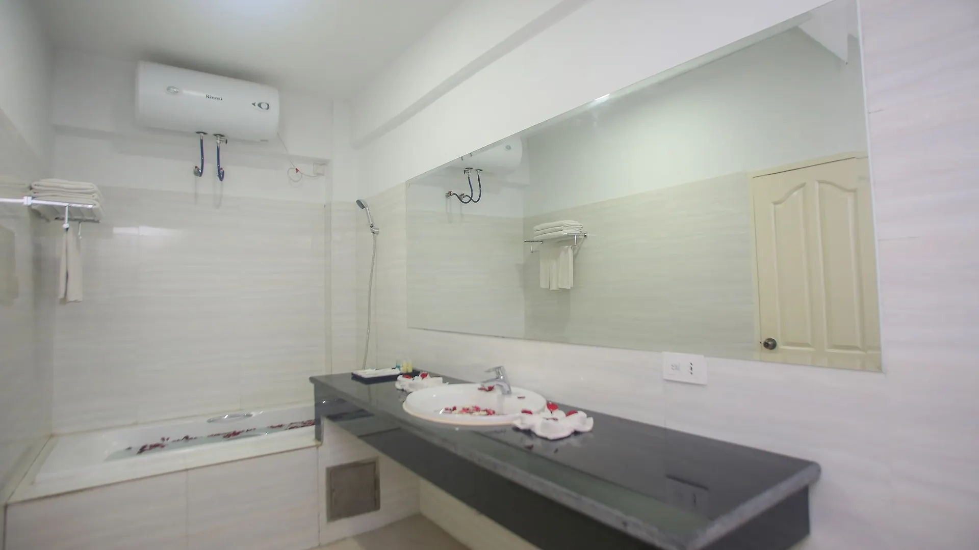 Grace Treasure Hotel Yangon